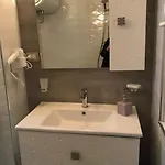 Apartament Warm In The Center Of City *