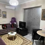 Apartament Warm In The Center Of City Tirana